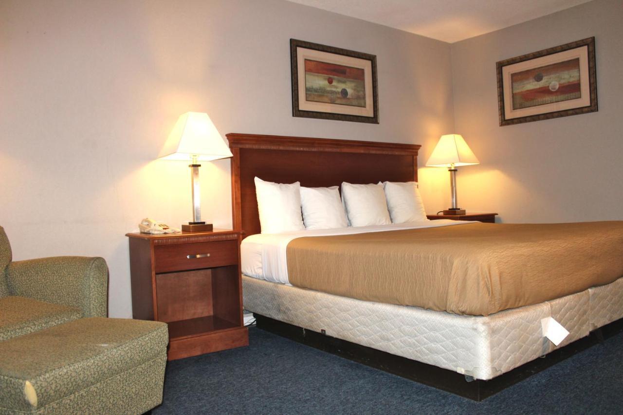 Interstate Motel Rensselaer ภายนอก รูปภาพ