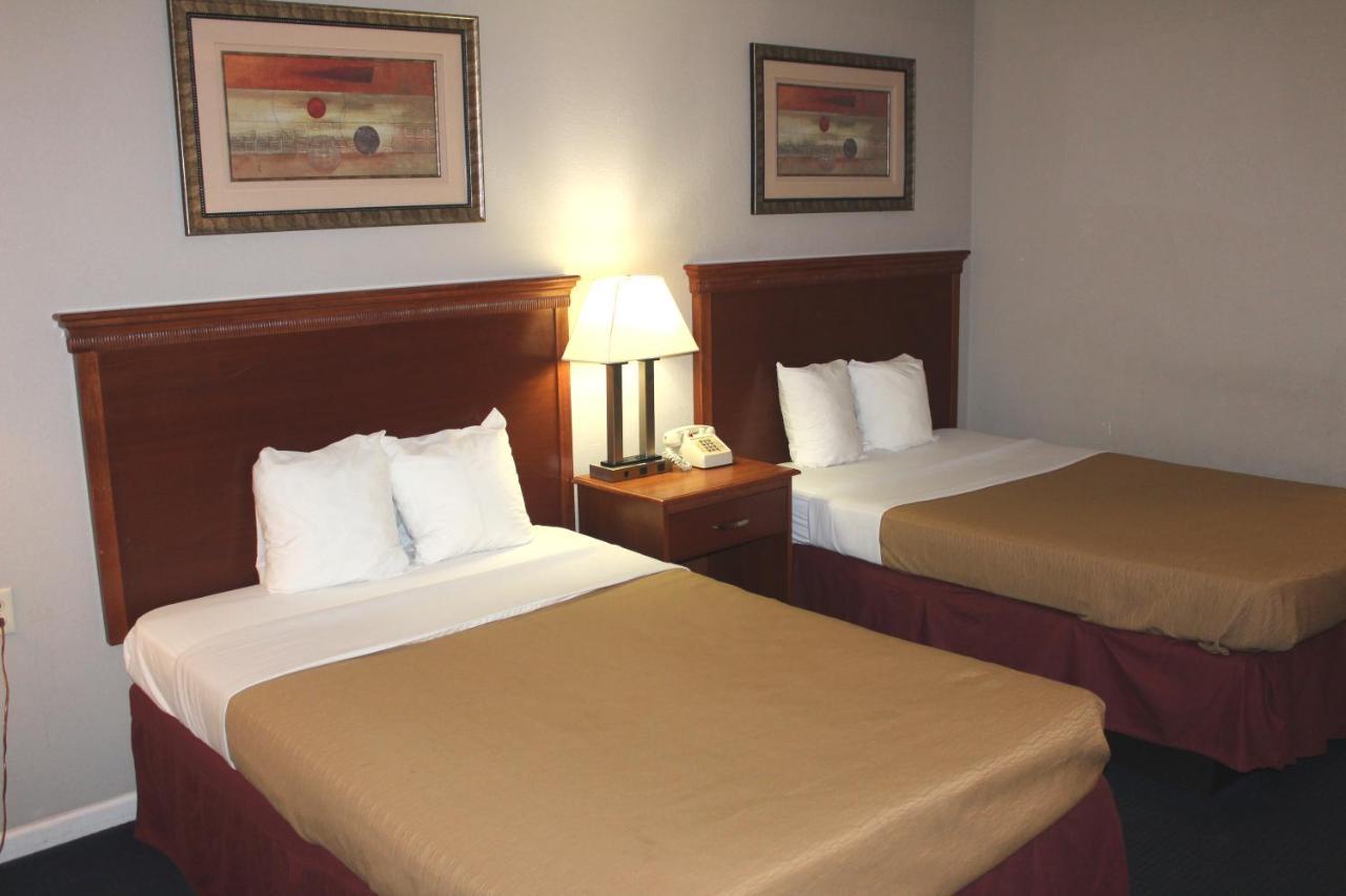 Interstate Motel Rensselaer ภายนอก รูปภาพ